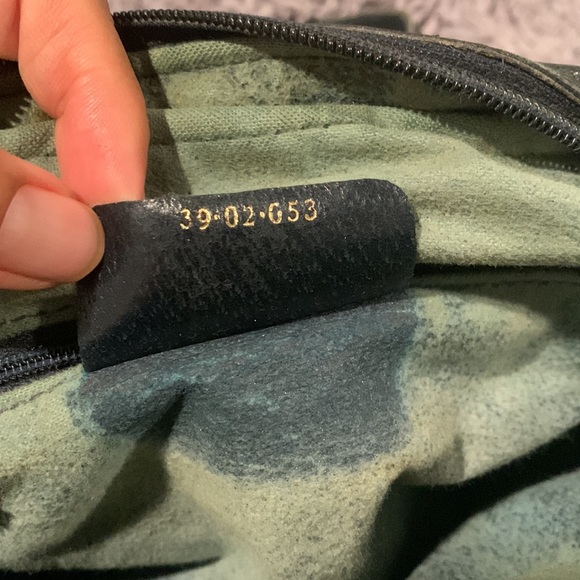 GUCCI Vintage GG Monogram Bag - Picture 6 of 17